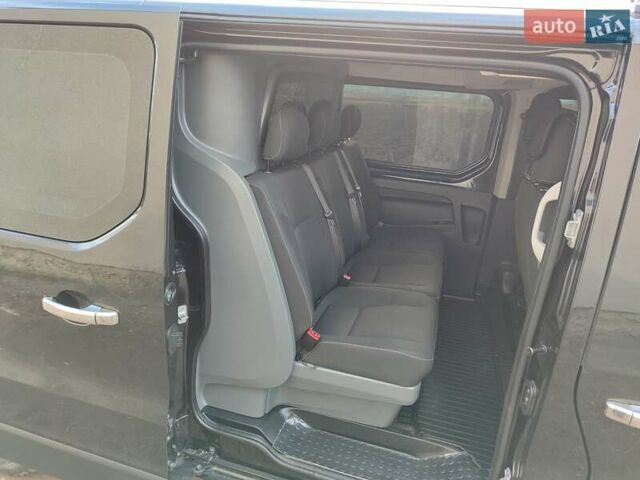 Чорний Рено Трафік, об'ємом двигуна 1.6 л та пробігом 350 тис. км за 17000 $, фото 5 на Automoto.ua