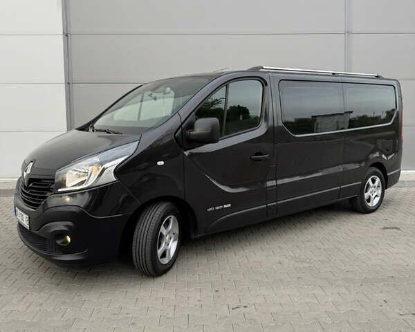 Черный Рено Трафик, объемом двигателя 1.6 л и пробегом 303 тыс. км за 14999 $, фото 54 на Automoto.ua