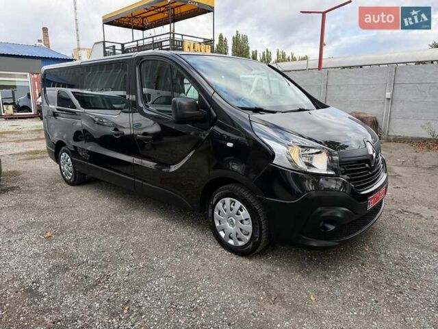 Черный Рено Трафик, объемом двигателя 1.6 л и пробегом 219 тыс. км за 19500 $, фото 4 на Automoto.ua