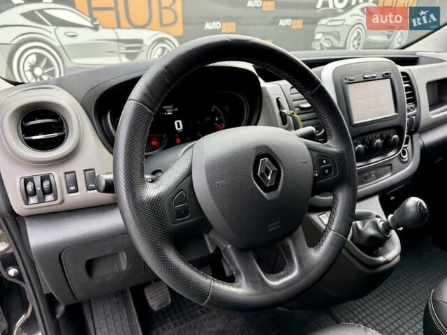 Черный Рено Трафик, объемом двигателя 1.6 л и пробегом 212 тыс. км за 13800 $, фото 10 на Automoto.ua