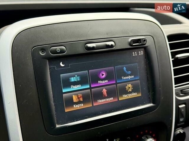 Черный Рено Трафик, объемом двигателя 1.6 л и пробегом 212 тыс. км за 13800 $, фото 13 на Automoto.ua