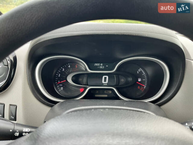 Черный Рено Трафик, объемом двигателя 1.6 л и пробегом 280 тыс. км за 13800 $, фото 14 на Automoto.ua