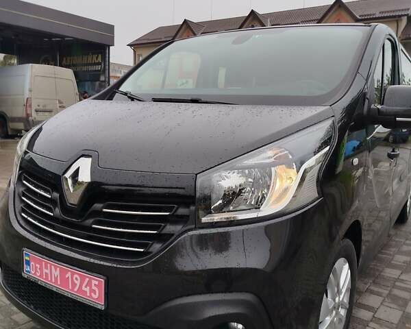 Черный Рено Трафик, объемом двигателя 1.6 л и пробегом 172 тыс. км за 17800 $, фото 5 на Automoto.ua