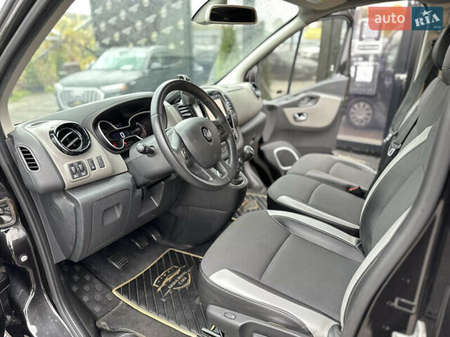 Черный Рено Трафик, объемом двигателя 1.6 л и пробегом 214 тыс. км за 16300 $, фото 13 на Automoto.ua