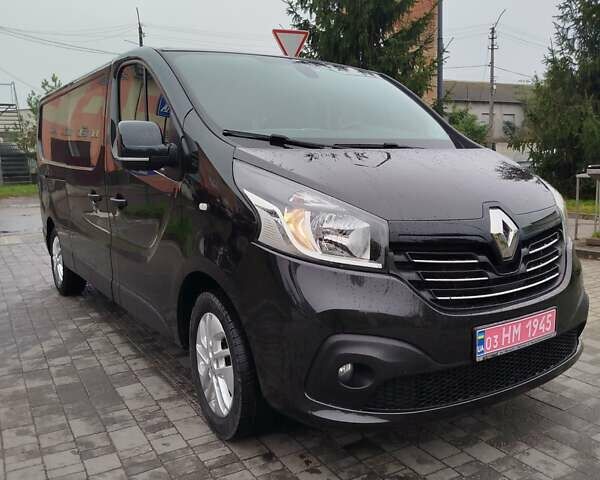 Черный Рено Трафик, объемом двигателя 1.6 л и пробегом 172 тыс. км за 17800 $, фото 7 на Automoto.ua