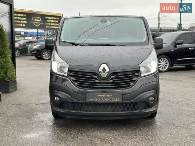 Черный Рено Трафик, объемом двигателя 1.6 л и пробегом 214 тыс. км за 16300 $, фото 6 на Automoto.ua