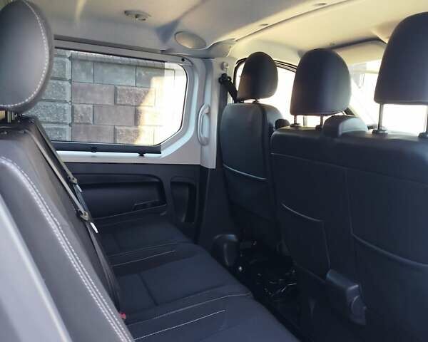 Черный Рено Трафик, объемом двигателя 1.6 л и пробегом 172 тыс. км за 17800 $, фото 13 на Automoto.ua