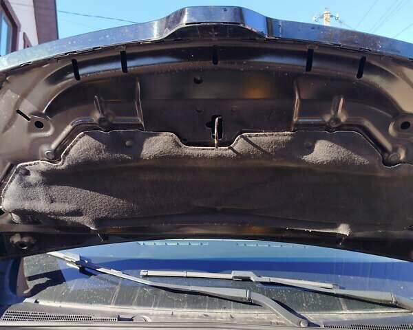 Черный Рено Трафик, объемом двигателя 1.6 л и пробегом 172 тыс. км за 17800 $, фото 11 на Automoto.ua