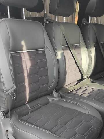 Чорний Рено Трафік, об'ємом двигуна 1.6 л та пробігом 227 тис. км за 18800 $, фото 21 на Automoto.ua