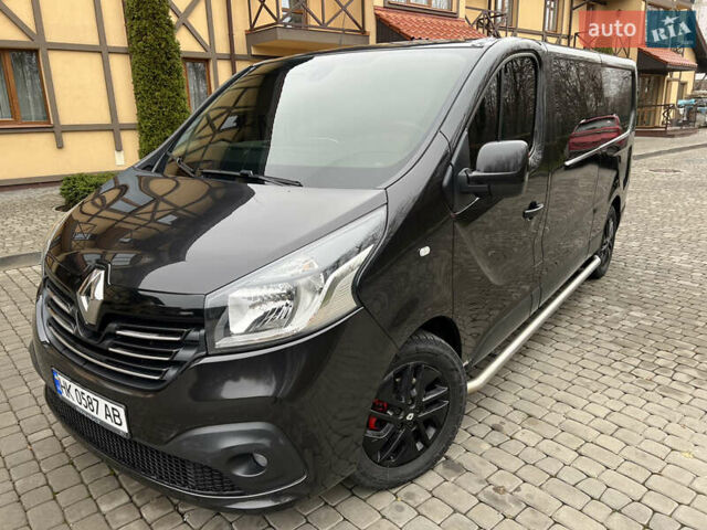 Черный Рено Трафик, объемом двигателя 1.6 л и пробегом 265 тыс. км за 19700 $, фото 77 на Automoto.ua