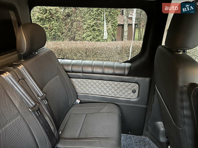 Черный Рено Трафик, объемом двигателя 1.6 л и пробегом 265 тыс. км за 19700 $, фото 51 на Automoto.ua