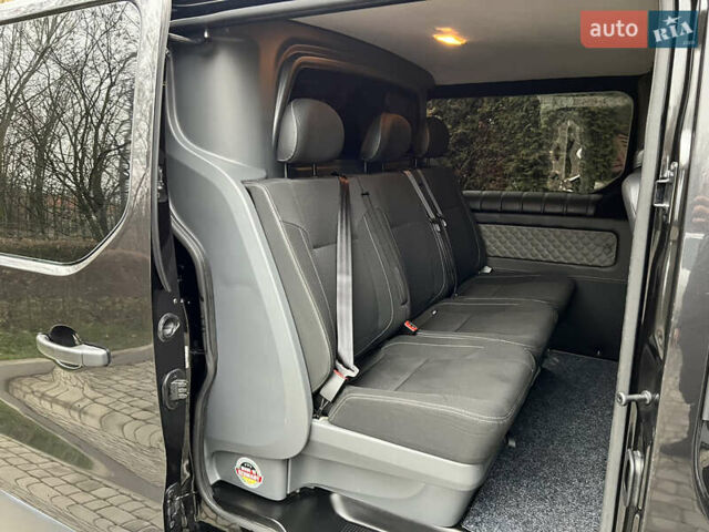 Черный Рено Трафик, объемом двигателя 1.6 л и пробегом 265 тыс. км за 19700 $, фото 50 на Automoto.ua