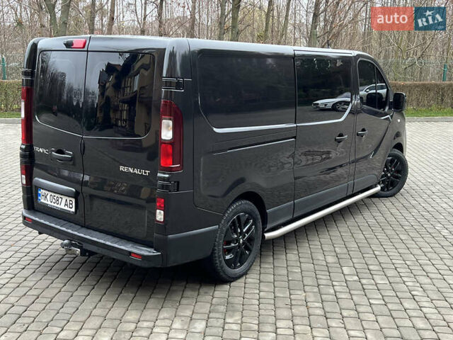 Черный Рено Трафик, объемом двигателя 1.6 л и пробегом 265 тыс. км за 19700 $, фото 7 на Automoto.ua