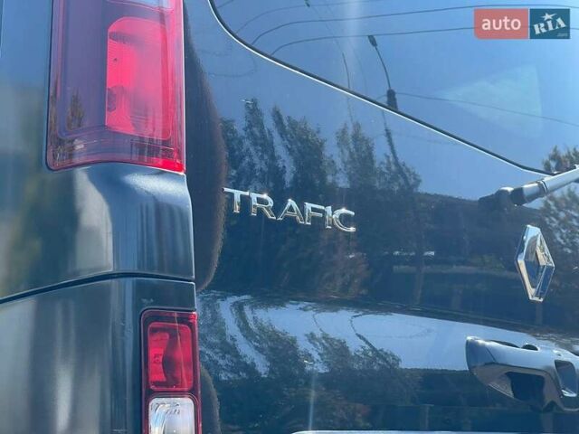 Черный Рено Трафик, объемом двигателя 2 л и пробегом 223 тыс. км за 32500 $, фото 8 на Automoto.ua