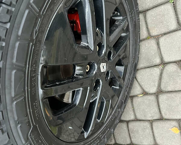 Черный Рено Трафик, объемом двигателя 1.6 л и пробегом 265 тыс. км за 19700 $, фото 103 на Automoto.ua