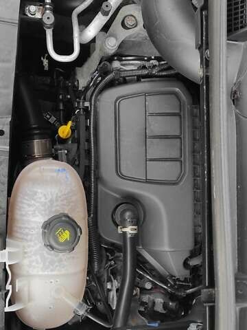 Чорний Рено Трафік, об'ємом двигуна 1.6 л та пробігом 227 тис. км за 18800 $, фото 39 на Automoto.ua