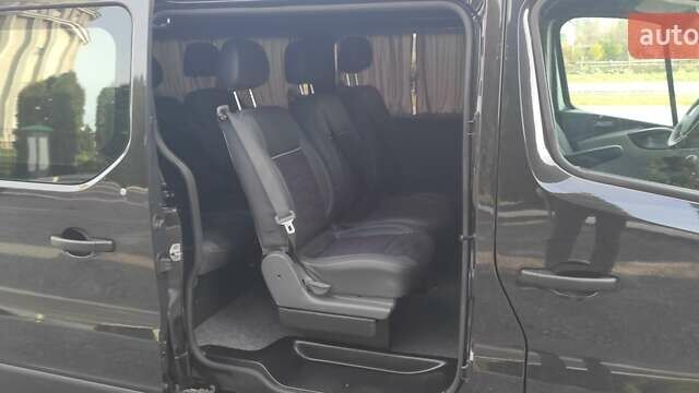 Чорний Рено Трафік, об'ємом двигуна 1.6 л та пробігом 227 тис. км за 18800 $, фото 19 на Automoto.ua