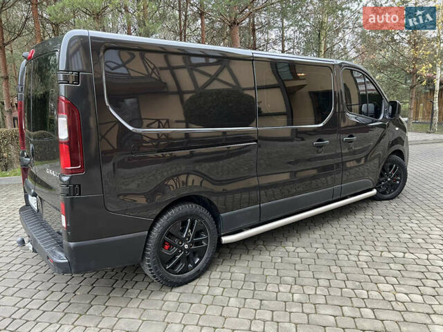 Черный Рено Трафик, объемом двигателя 1.6 л и пробегом 265 тыс. км за 19700 $, фото 20 на Automoto.ua