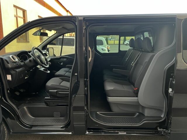 Черный Рено Трафик, объемом двигателя 2 л и пробегом 162 тыс. км за 19800 $, фото 7 на Automoto.ua