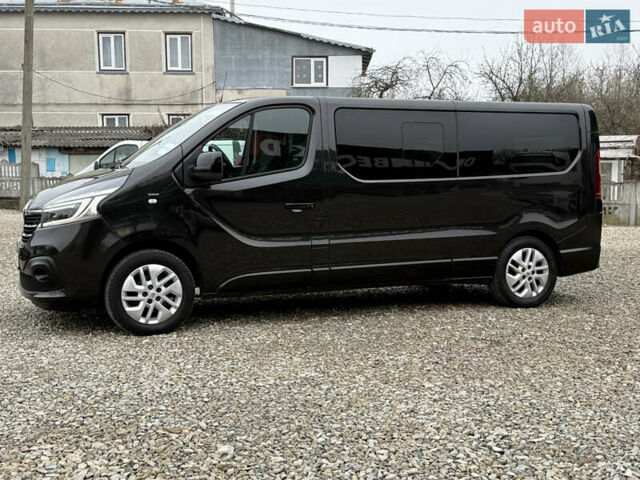 Чорний Рено Трафік, об'ємом двигуна 2 л та пробігом 250 тис. км за 29900 $, фото 66 на Automoto.ua