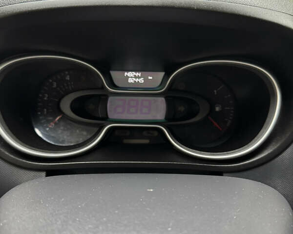 Черный Рено Трафик, объемом двигателя 2 л и пробегом 148 тыс. км за 28700 $, фото 10 на Automoto.ua