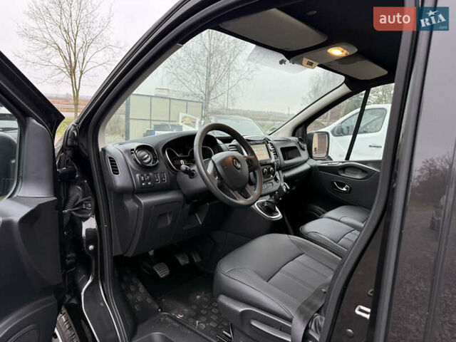 Черный Рено Трафик, объемом двигателя 2 л и пробегом 200 тыс. км за 21500 $, фото 13 на Automoto.ua