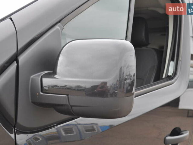 Черный Рено Трафик, объемом двигателя 2 л и пробегом 166 тыс. км за 27800 $, фото 16 на Automoto.ua