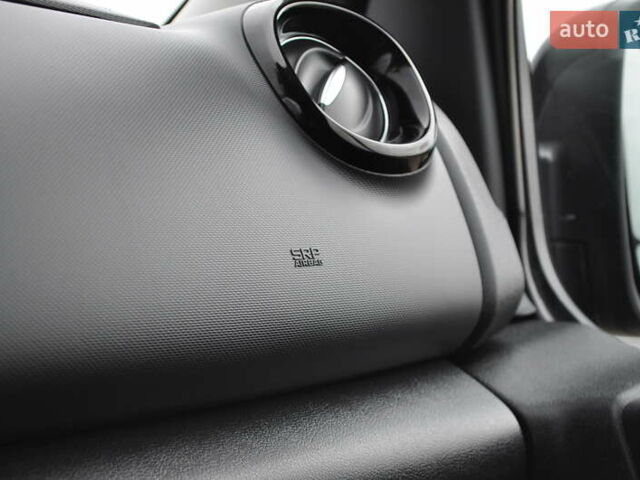 Черный Рено Трафик, объемом двигателя 2 л и пробегом 166 тыс. км за 27800 $, фото 56 на Automoto.ua