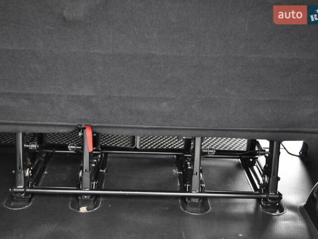 Черный Рено Трафик, объемом двигателя 2 л и пробегом 166 тыс. км за 27800 $, фото 39 на Automoto.ua