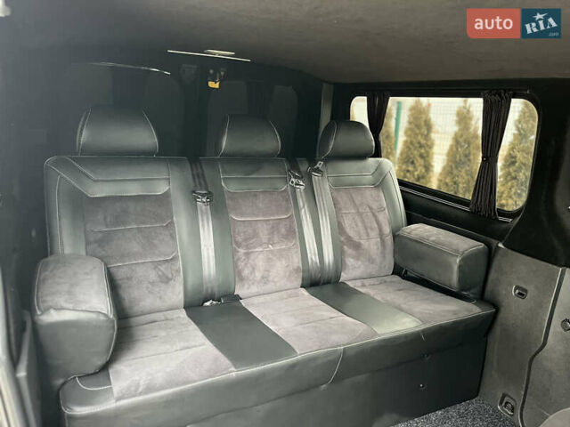 Чорний Рено Трафік, об'ємом двигуна 2 л та пробігом 16 тис. км за 34500 $, фото 19 на Automoto.ua