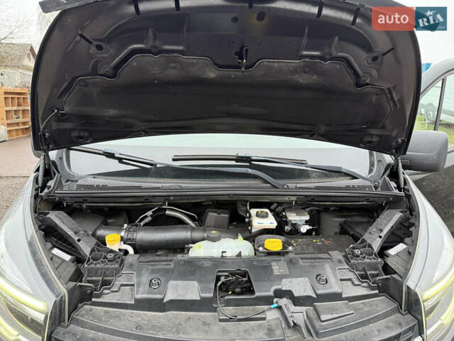 Черный Рено Трафик, объемом двигателя 2 л и пробегом 200 тыс. км за 21500 $, фото 18 на Automoto.ua