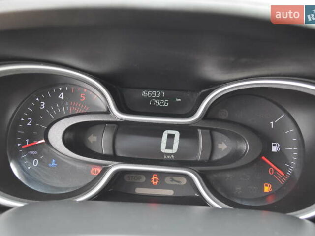 Черный Рено Трафик, объемом двигателя 2 л и пробегом 166 тыс. км за 27800 $, фото 54 на Automoto.ua