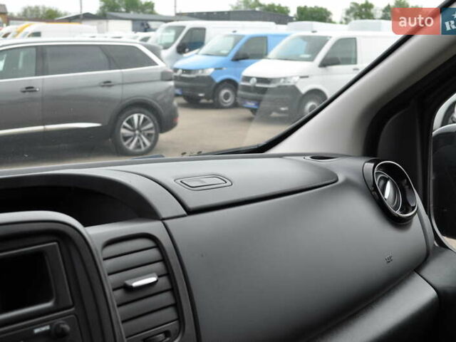 Черный Рено Трафик, объемом двигателя 2 л и пробегом 166 тыс. км за 27800 $, фото 55 на Automoto.ua