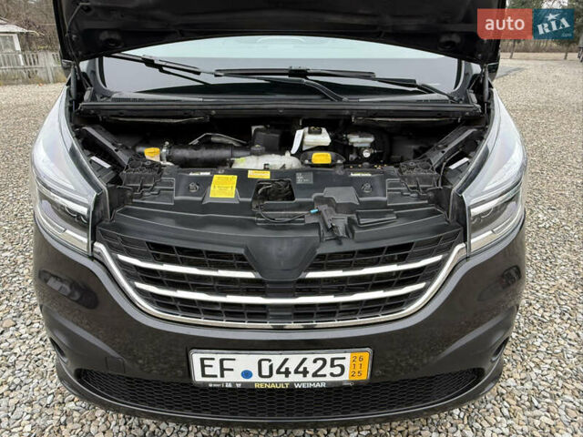 Чорний Рено Трафік, об'ємом двигуна 2 л та пробігом 250 тис. км за 29900 $, фото 7 на Automoto.ua