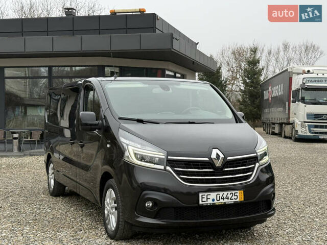Чорний Рено Трафік, об'ємом двигуна 2 л та пробігом 250 тис. км за 29900 $, фото 72 на Automoto.ua