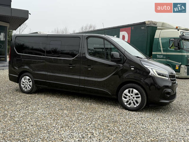 Чорний Рено Трафік, об'ємом двигуна 2 л та пробігом 250 тис. км за 29900 $, фото 55 на Automoto.ua