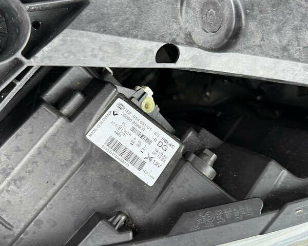 Чорний Рено Трафік, об'ємом двигуна 2 л та пробігом 237 тис. км за 21000 $, фото 20 на Automoto.ua