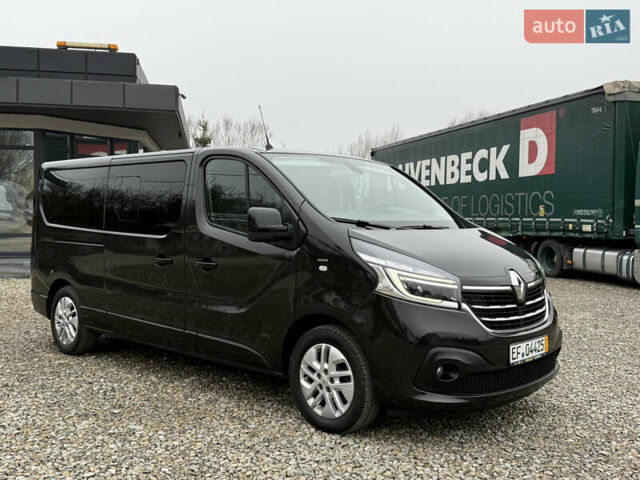 Чорний Рено Трафік, об'ємом двигуна 2 л та пробігом 250 тис. км за 29900 $, фото 54 на Automoto.ua
