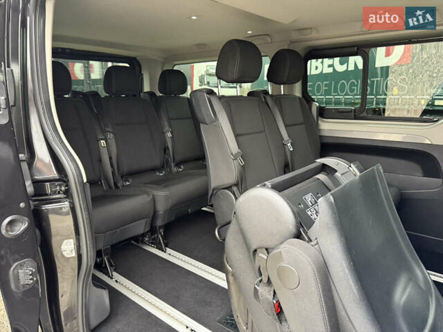 Чорний Рено Трафік, об'ємом двигуна 2 л та пробігом 250 тис. км за 29900 $, фото 25 на Automoto.ua