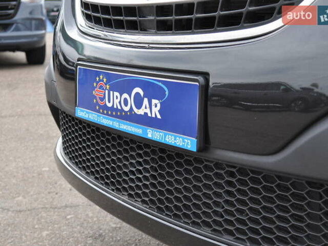 Черный Рено Трафик, объемом двигателя 2 л и пробегом 166 тыс. км за 27800 $, фото 23 на Automoto.ua