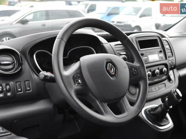 Черный Рено Трафик, объемом двигателя 2 л и пробегом 166 тыс. км за 27800 $, фото 42 на Automoto.ua