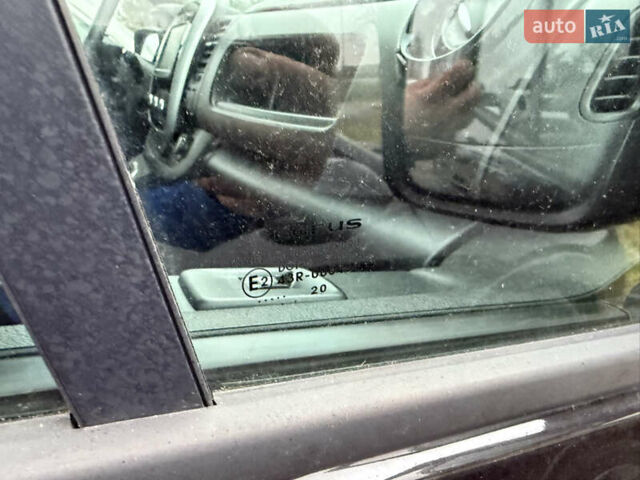 Черный Рено Трафик, объемом двигателя 2 л и пробегом 200 тыс. км за 21500 $, фото 28 на Automoto.ua