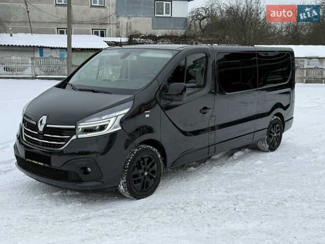 Черный Рено Трафик, объемом двигателя 2 л и пробегом 240 тыс. км за 29541 $, фото 14 на Automoto.ua