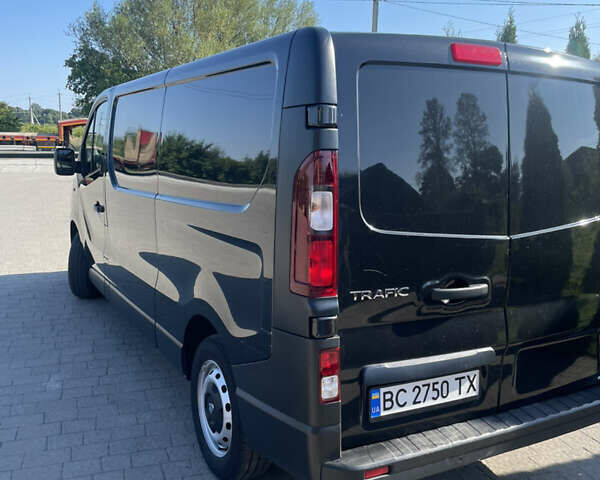 Чорний Рено Трафік, об'ємом двигуна 2 л та пробігом 78 тис. км за 19700 $, фото 6 на Automoto.ua