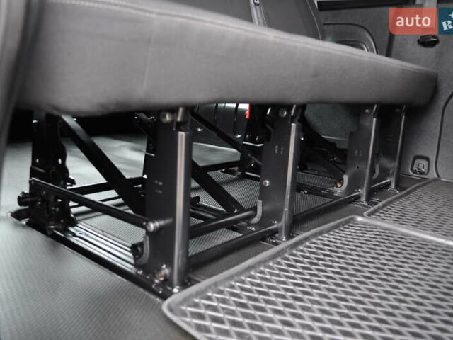 Черный Рено Трафик, объемом двигателя 2 л и пробегом 166 тыс. км за 27800 $, фото 36 на Automoto.ua