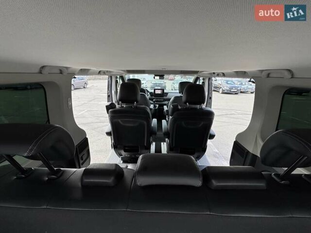 Чорний Рено Трафік, об'ємом двигуна 2 л та пробігом 85 тис. км за 39500 $, фото 14 на Automoto.ua