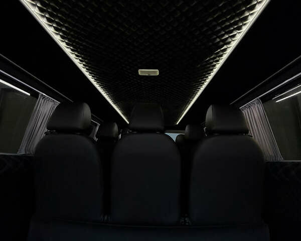 Черный Рено Трафик, объемом двигателя 2 л и пробегом 168 тыс. км за 23999 $, фото 37 на Automoto.ua