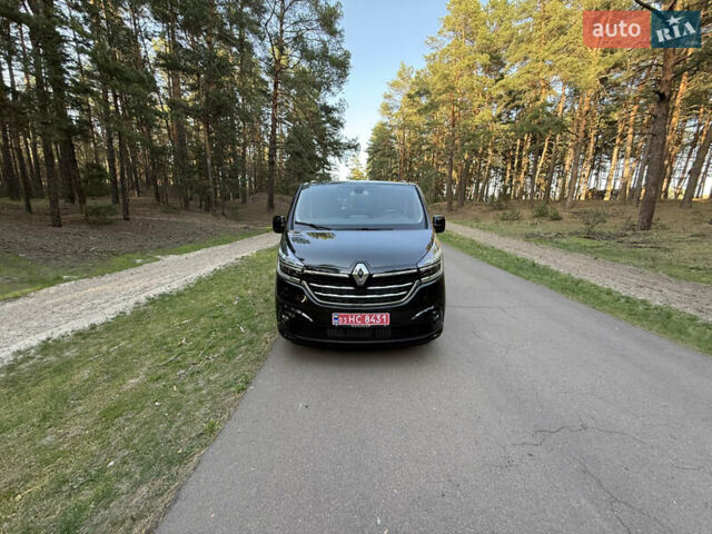 Черный Рено Трафик, объемом двигателя 2 л и пробегом 160 тыс. км за 33800 $, фото 72 на Automoto.ua