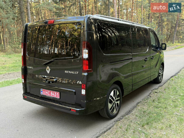 Черный Рено Трафик, объемом двигателя 2 л и пробегом 160 тыс. км за 33800 $, фото 77 на Automoto.ua