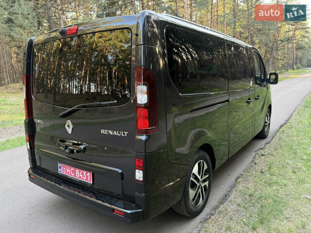 Черный Рено Трафик, объемом двигателя 2 л и пробегом 160 тыс. км за 33800 $, фото 97 на Automoto.ua